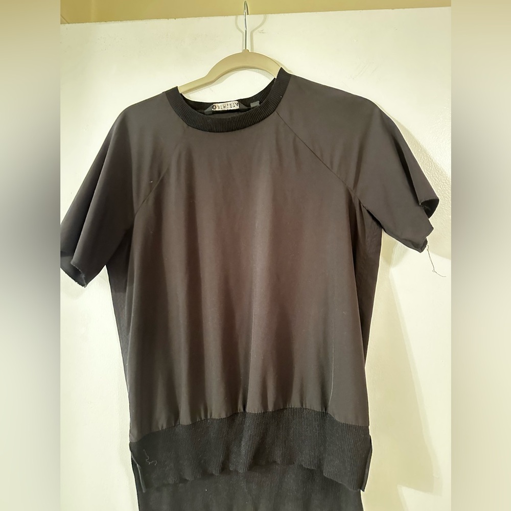 XXS Athleta Women’s Black Short Sleeve Tee
